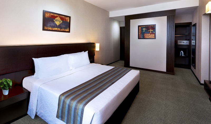 Family 2-Bedroom Suite