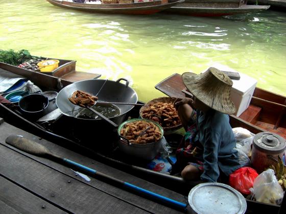 Bang Nam Pheung Floating Market