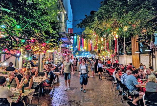 7reasonssoirambuttrirdCover-900x606