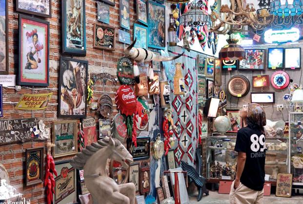 buzzingnightmarketsCover-900x606