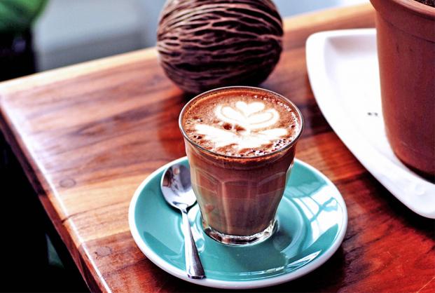 handcraftedcoffeesinchiangmaiCover-900x606