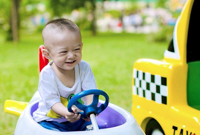 famfriendlybangkokCover